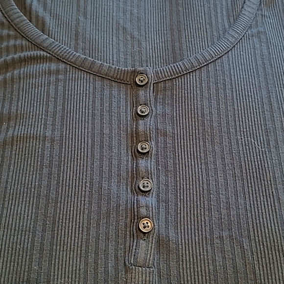 2 for $25  Banana Republic soft jersey type bodysuit in forest green - Picture 3 of 6